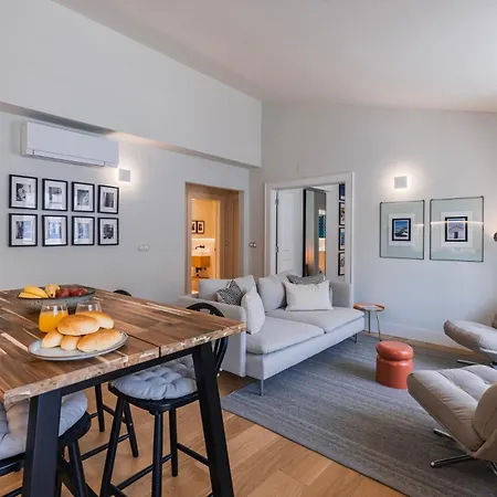 Апартаменты Luxury Penthouse In Alecrim *