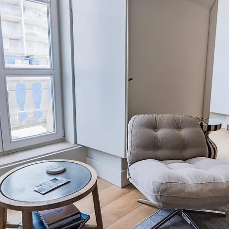 Luxury Penthouse In Alecrim リスボン