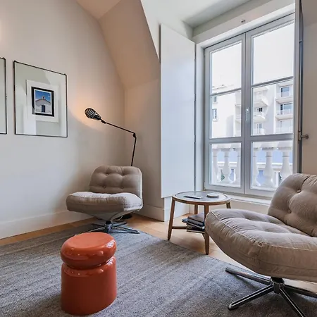 Luxury Penthouse In Alecrim * リスボン