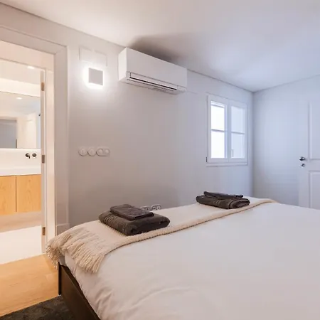 Luxury Penthouse In Alecrim アパート