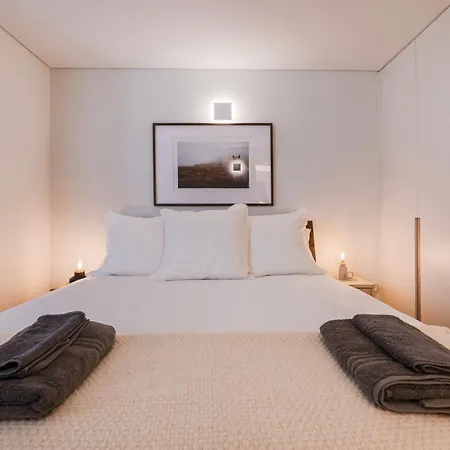 Luxury Penthouse In Alecrim リスボン
