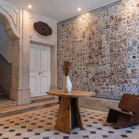 Luxury Penthouse In Alecrim Апартаменты Лиссабон
